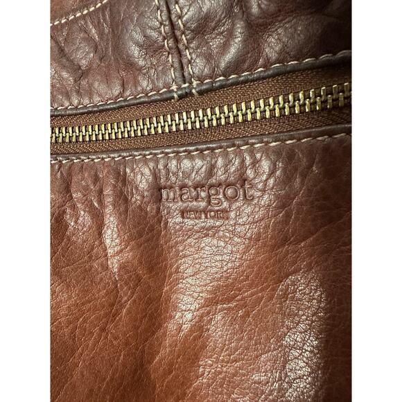 Margot of New York Beautiful Large Leather Crossbody / Shoulder Purse - Picture 4 of 16